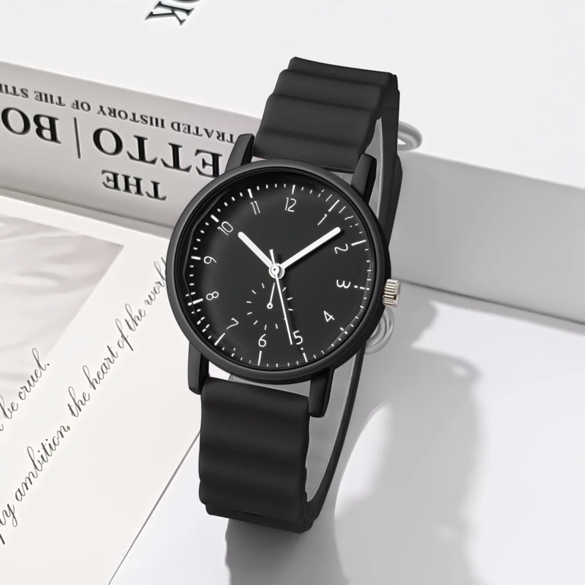 New Women Watches Fashion Sili - Silicone Band Women avaliação e preço