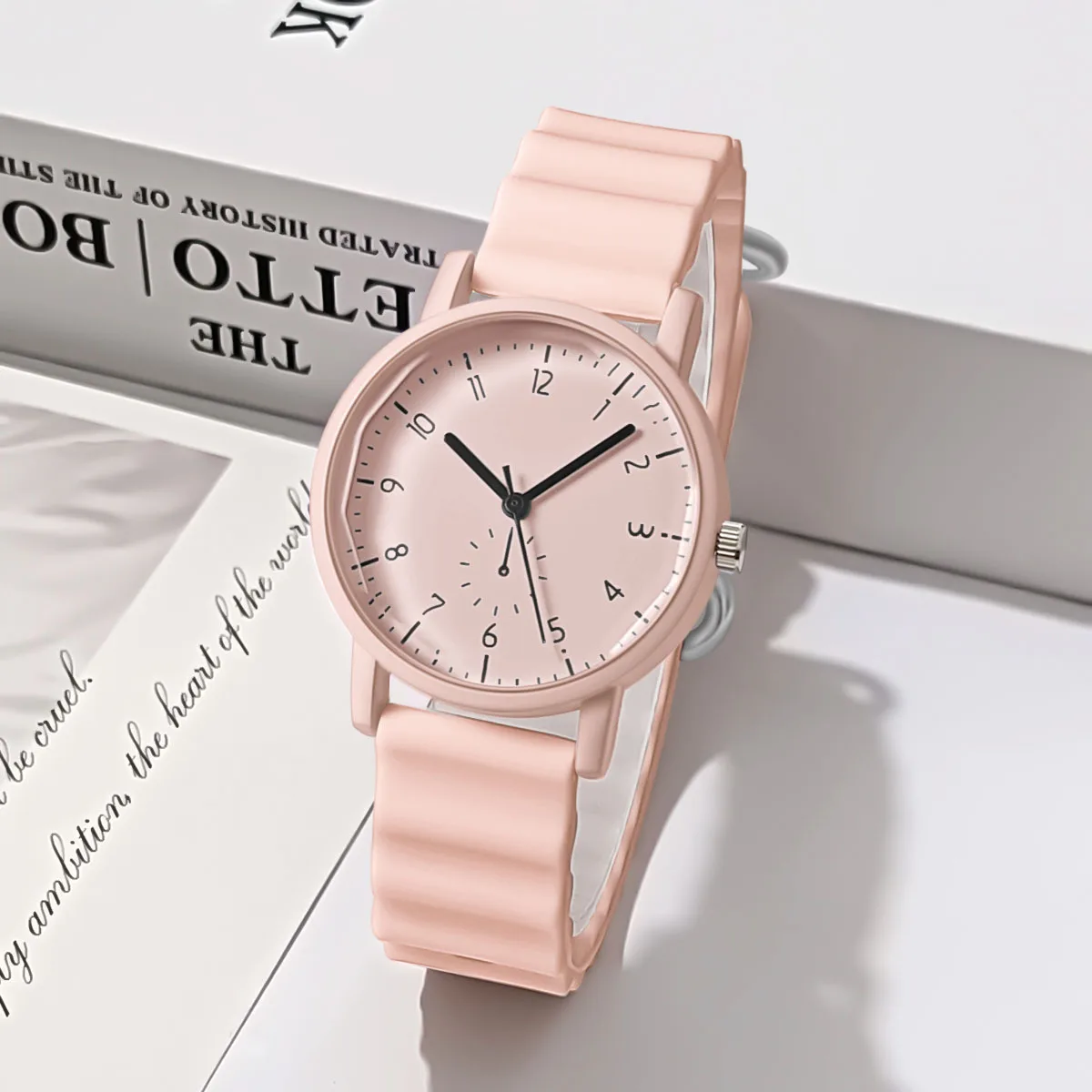 New Women Watches Fashion Sili - Silicone Band Women avaliação e preço
