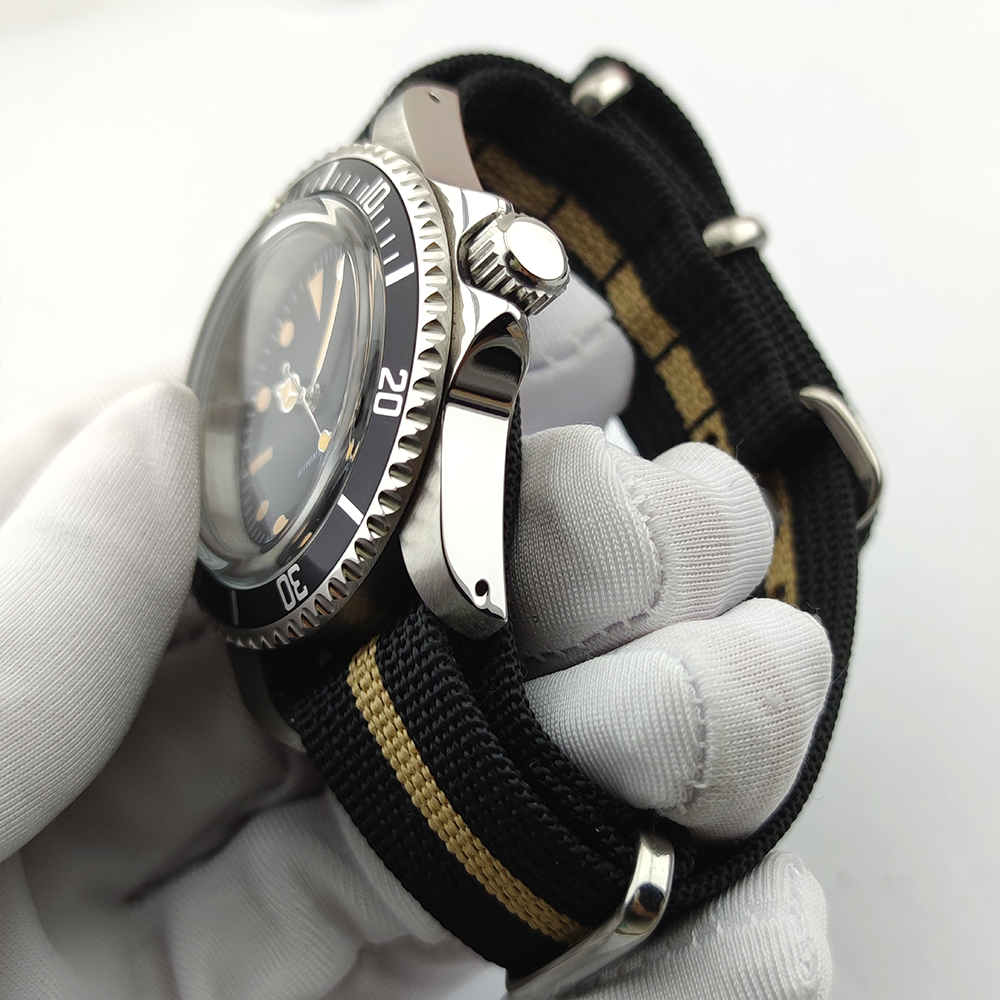 Vintage Diver Automatic Watch  - Tropic Strap Vintage avaliação e preço