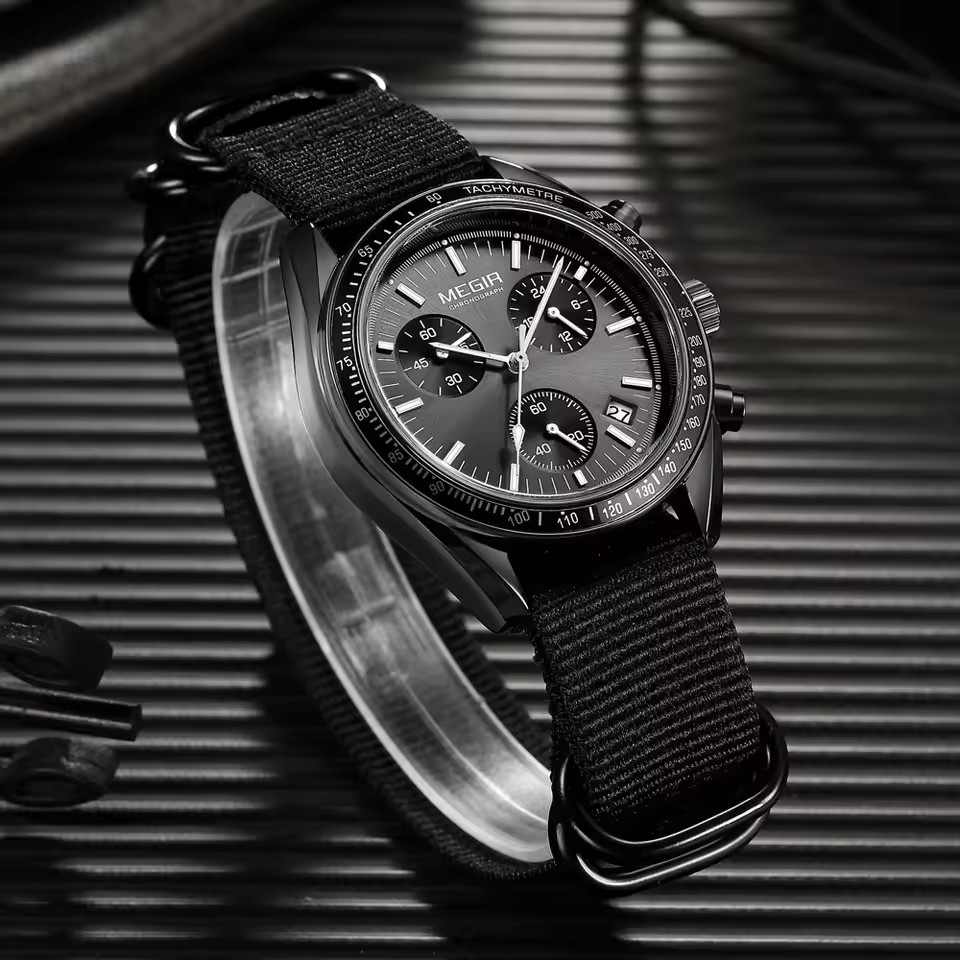 MEGIR 2247 Men's Luxury Quartz - Canvas Strap Watch avaliação e preço