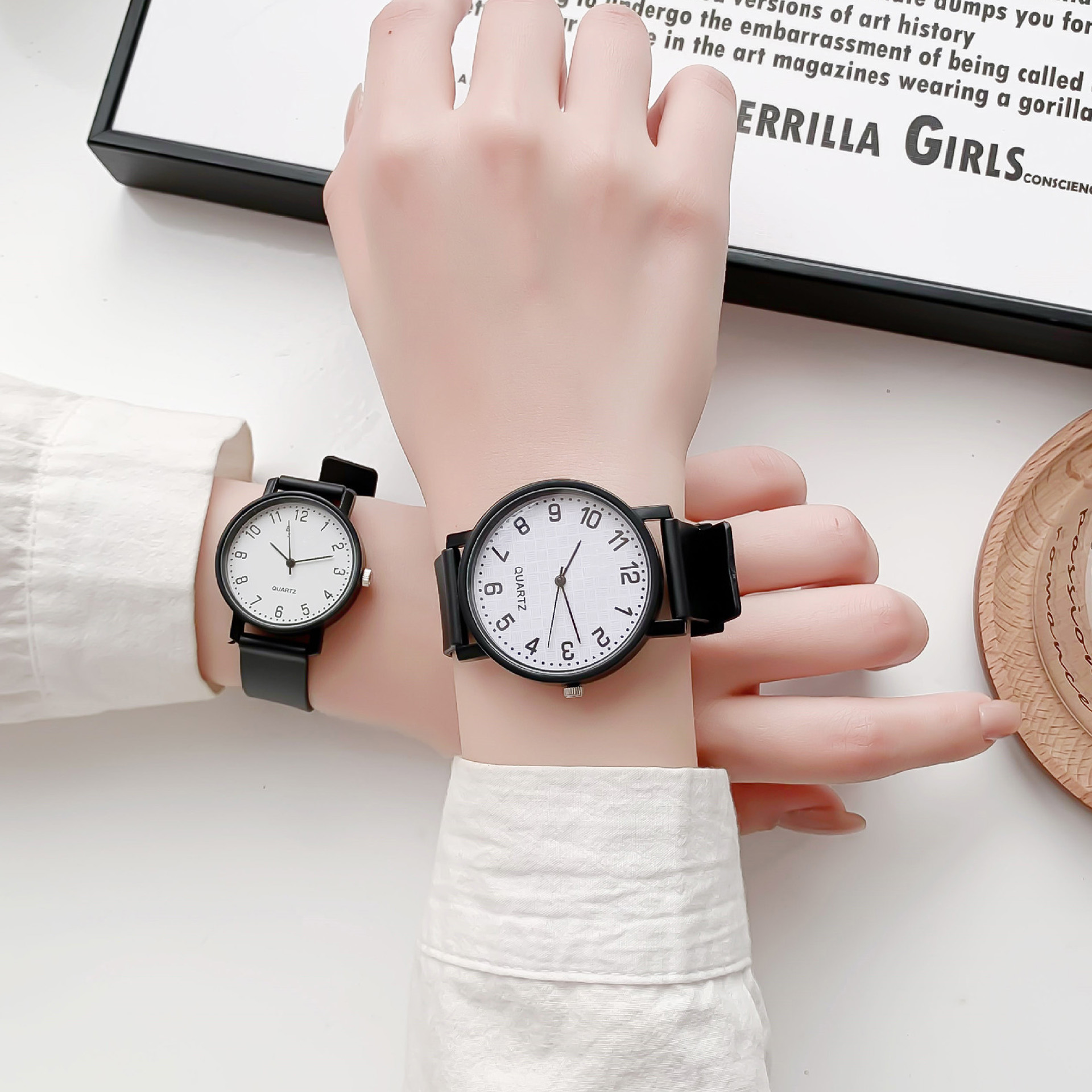 Simple Black Watch Quartz Watc - Silicone Band Women avaliação e preço